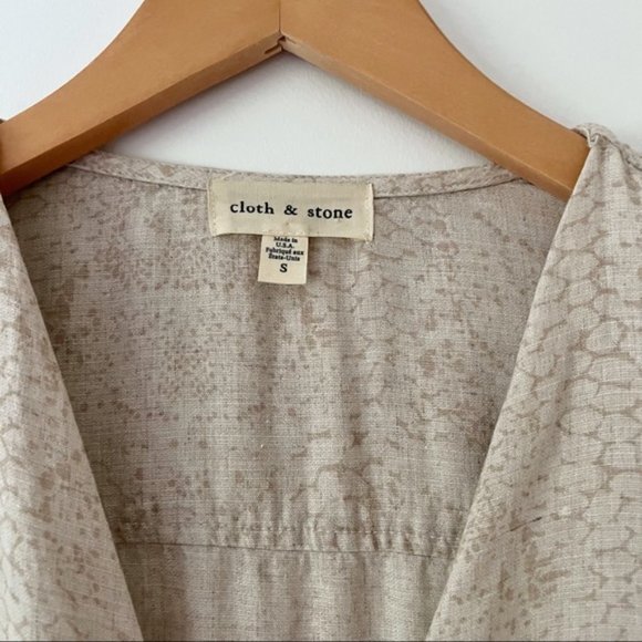 Anthropologie Cloth & Stone Beige Snake Print Linen Tencel Romper size S - Picture 7 of 8